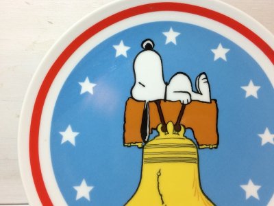 画像2: ヴィンテージ スヌーピー 1976年 アメリカ建国200周年記念 メモリアルプレート Bicentennial vintage snoopy