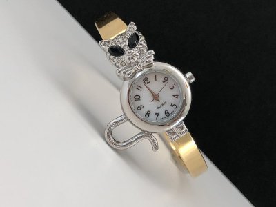 画像1: デッドストック 箱付き AVON エイボン ネコ 猫 ファッションウォッチ 腕時計 USA ヴィンテージ ブレスレット ウォッチ 