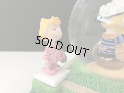 画像6: PEANUTS 50周年 WESTLAND 箱付き スヌーピー スノーグローブ Meeting on the Mound スノードーム オールド ヴィンテージ vintage USA SNOOPY