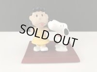 ヴィンテージ Danbury Mint ダンバリーミント 1994s [SNOOPY'S KISS] シリアルナンバーカード付 スヌーピー ルーシー フィギュア 置物 USA PEANUTS