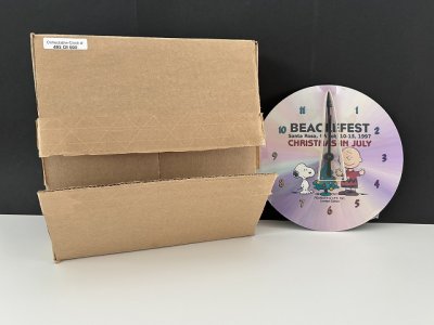 画像2: レア!! 1997年 ヴィンテージ シリアルナンバー入り 500個限定 493/500 未開封 デッドストック ウォールクロック 壁掛け時計 スヌーピー チャーリーブラウン
