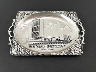 画像1: USA ヴィンテージ スーベニア アッシュトレイ ニューヨーク州 NEW YORK 国際連合 灰皿  vintage souvenir ashtray