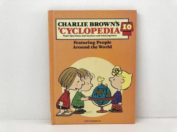 画像1: ヴィンテージ スヌーピー BOOK CHARLIE BROWN'S CYCLOPEDIA PEANUTS 古書 洋書 絵本 百科事典 アンティーク vintage (1)