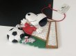 画像3: KURT S. ADLER スヌーピー 壁掛け飾り サッカー PEANUTS オールド USA ヴィンテージ (3)