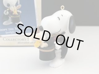 ピーナッツ 60周年記念 フィギュア 4点セット Tin缶入り