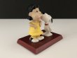 画像3: ヴィンテージ Danbury Mint ダンバリーミント 1994s [SNOOPY'S KISS] スヌーピー ルーシー フィギュア 置物 USA PEANUTS  (3)