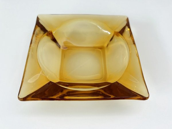 画像1: アンカーホッキング ハニーゴールド スクエア アシュトレイ Mサイズ 灰皿 ファイヤーキング 1960's 1970's vintage ashtray (1)