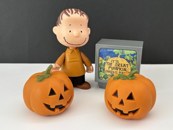 画像1: かぼちゃ大王 ライナス LINUS フィギュア USA SNOOPY スヌーピー ヴィンテージ PEANUTS (1)