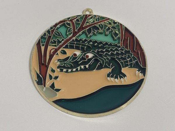 画像2: ステンドグラス風 ウォールデコ サンキャッチャー ワニ 壁掛け飾り USA オールド ヴィンテージ vintage (2)