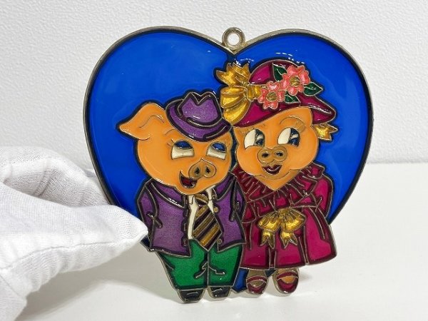 画像1: ステンドグラス風 ウォールデコ サンキャッチャー ハート ブタ 壁掛け飾り USA オールド ヴィンテージ vintage (1)