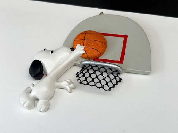 画像2: KURT S. ADLER スヌーピー 壁掛け飾り バスケットボール PEANUTS オールド USA ヴィンテージ (2)