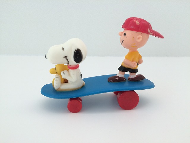スヌーピー ウッドストック チャーリーブラウン 1970 S Aviva製 ビンテージ スケボーtoy Skateboard Vintage Snoopy Peanuts スヌーピー ウッドストック チャーリーブラウン 1970 S Aviva製 ビンテージ スケボーtoy Skateboard Vintage Snoopy Peanuts