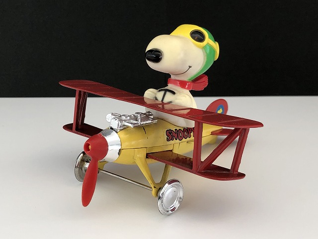 AVIVA フライングエース スヌーピー 1970s DIECAST METAL TOY 飛行機 