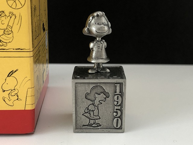 HALLMARK ルーシー 箱付き PEANUTS GALLERY 2000年 pewter フィギュア