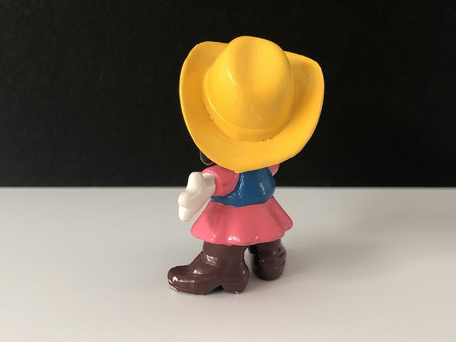 USA Determined社製 スヌーピー ベル BELLE ビンテージ PVC フィギュア PEANUTS SNOOPY ヴィンテージ