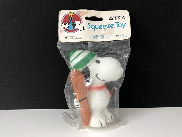 Vintage Peanuts Snoopy Golfer Squeeze Toy NEW In Package 
