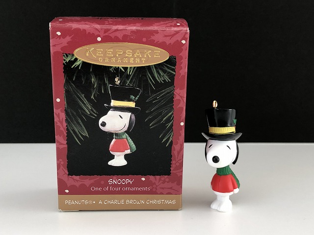 スヌーピー HALLMARK オーナメント 箱入り KEEPSAKE PEANUTS SNOOPY ヴィンテージ