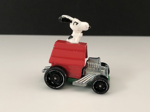 Mattel スヌーピー ホットウィール ミニカー 2015 Snoopy Hot Wheels 