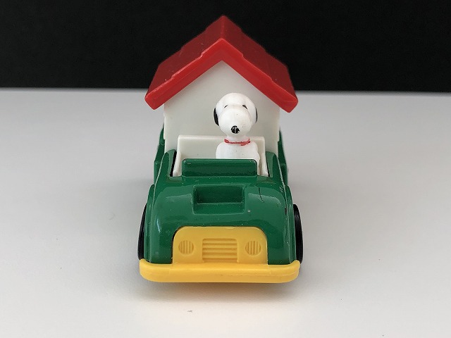 スヌーピー AVIVA社製 ビンテージ Mini Diecast ミニダイキャスト ミニカー TOY 1970's 1980's vintage  SNOOPY PEANUTS