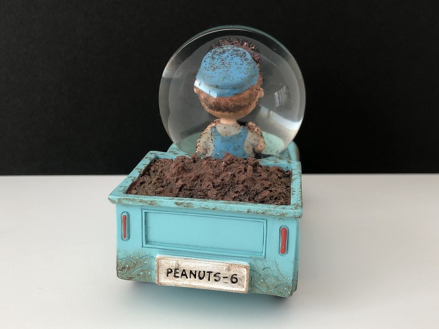 HALLMARK peanuts gallery ピッグペン スノーグローブ スノードーム