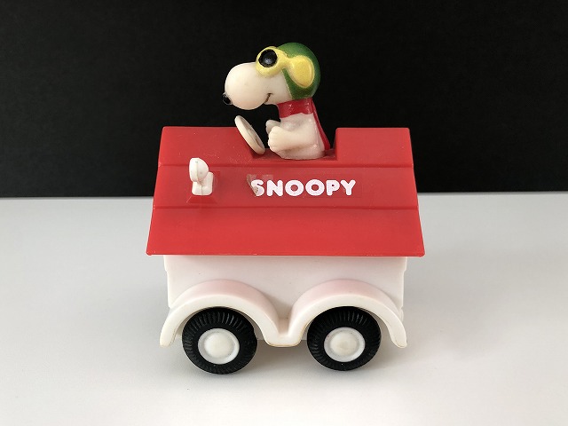 USA ヴィンテージ スヌーピー フライングエース レッドバロン ドッグハウスカー AVIVA 1970's 1980's vintage USA  SNOOPY