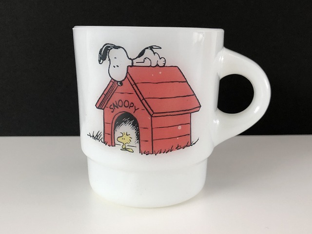 レア ファイヤーキング スヌーピー ウッドストック ドッグハウス スタッキングマグ Peanuts Fire King Snoopy Usa ヴィンテージ