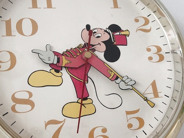 ✨激レア✨正規品✨ディズニー　掛時計　ミッキー　アルミフレーム