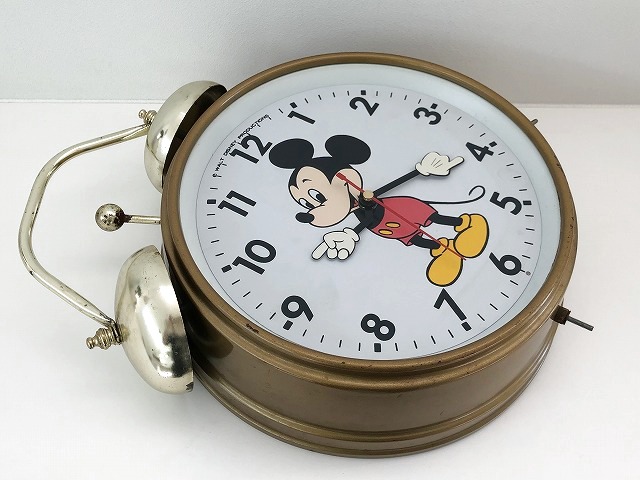 ✨激レア✨正規品✨ディズニー　掛時計　ミッキー　アルミフレーム