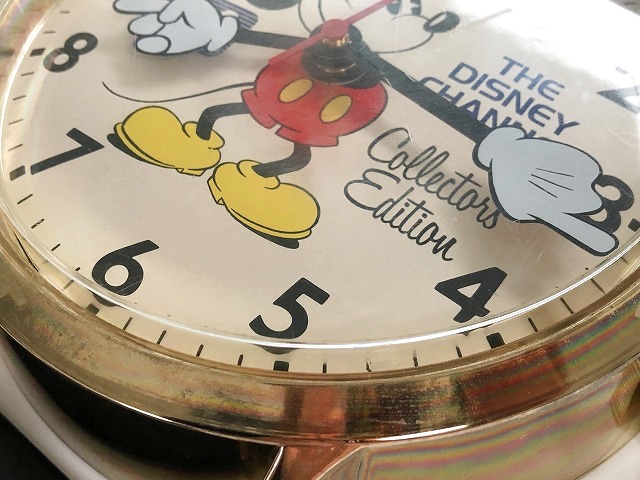 レア!! ミッキーマウス ウォールクロック 壁掛け時計 腕時計型 