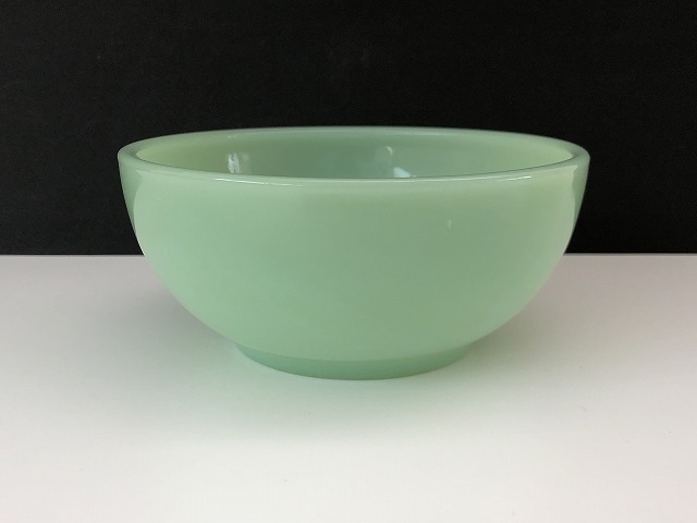 ファイヤーキング チリボウル ジェダイ Fire-king jadeite