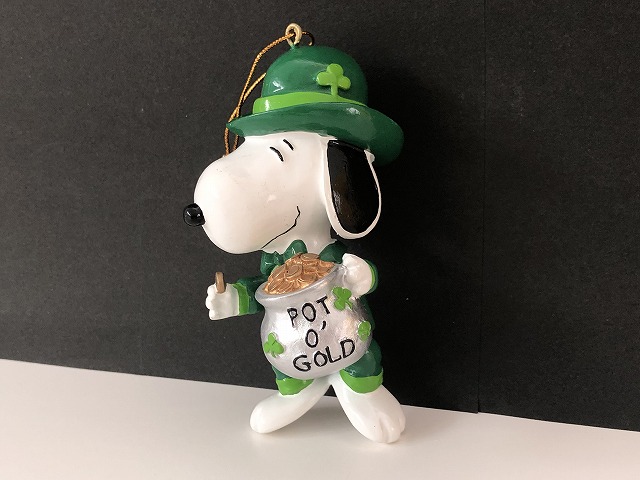 スヌーピー Irish シャムロック フィギュア オーナメント PEANUTS オールド USA ヴィンテージ