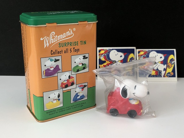 可愛い缶 シール付き USA SNOOPY スヌーピー PVC フィギュア Whitman's