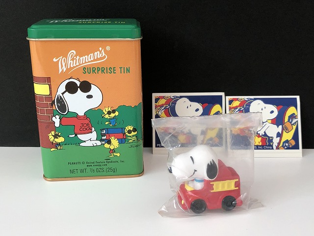 可愛い缶 シール付き USA SNOOPY スヌーピー PVC フィギュア Whitman's