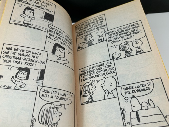 1980's ヴィンテージ PEANUTS BOOK コミック 本 1980年代 洋書 vintage スヌーピー