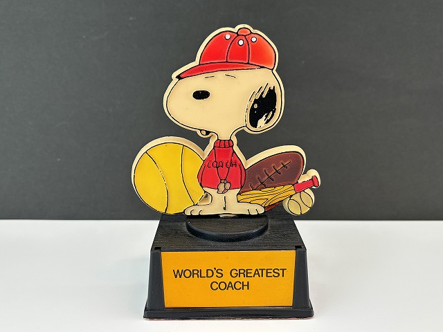 ヴィンテージ スヌーピー トロフィー World's Greatest COACH 1970s 1980s AVIVA vintage USA  SNOOPY